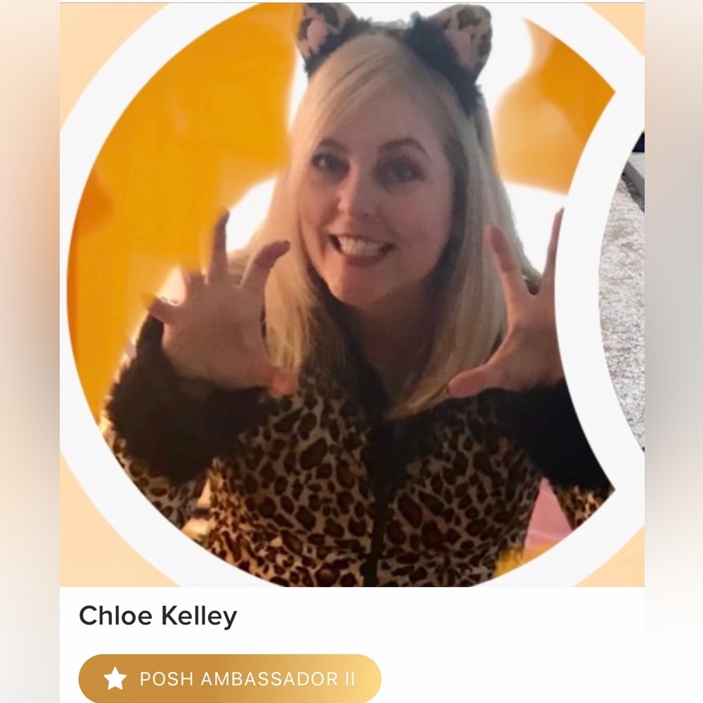 Meet your Posher, Chloe